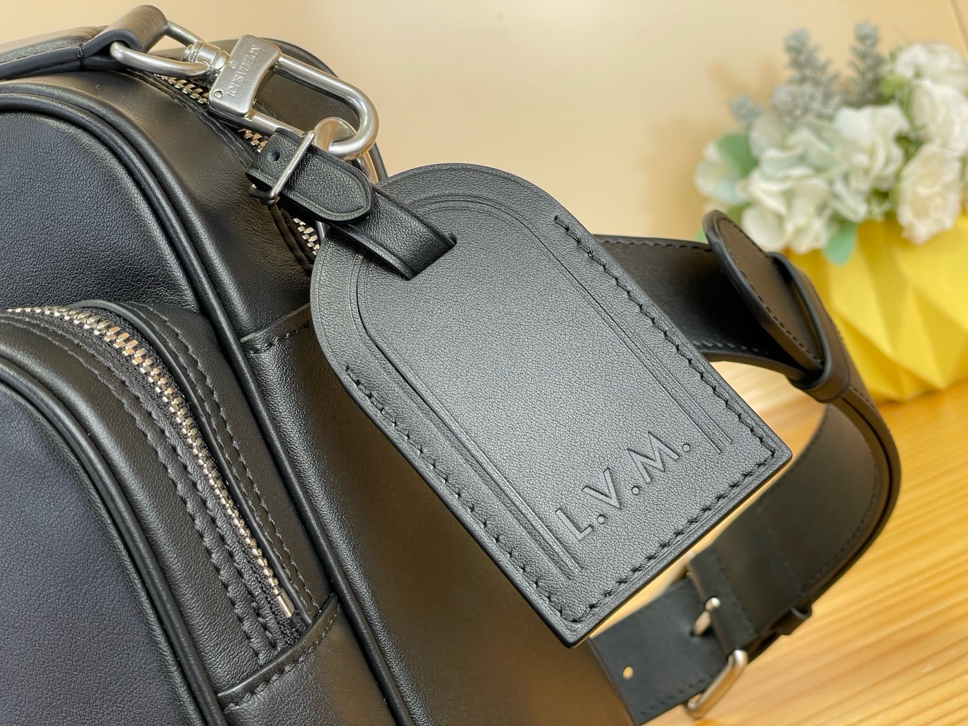 Сумка мужская Louis Vuitton Nil XL чёрного цвета