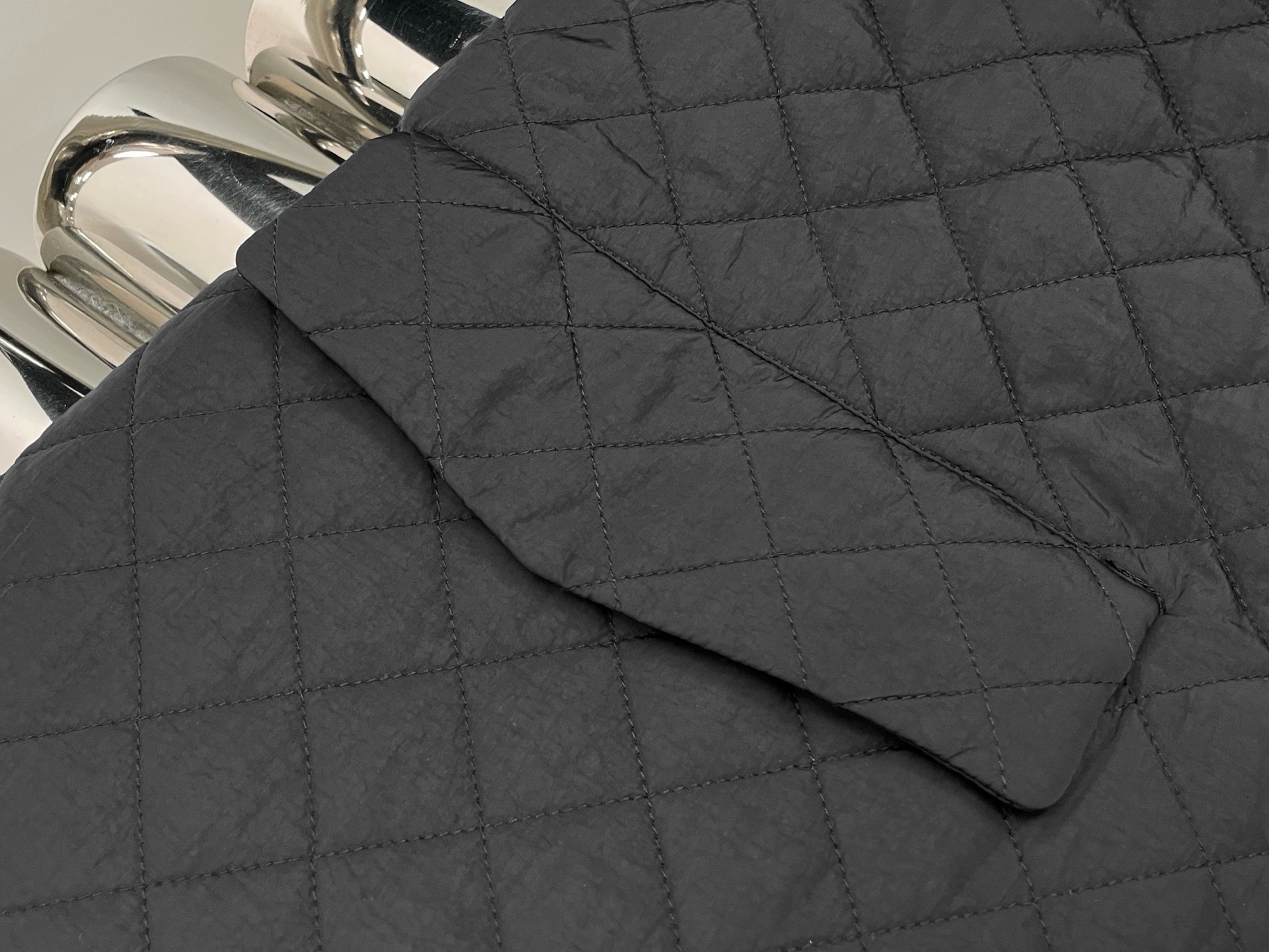 Пальто женское в стиле Max Mara чёрного цвета