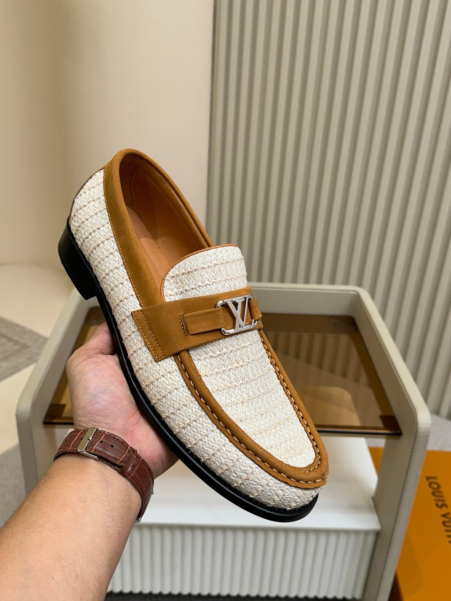 Лоферы мужские Louis Vuitton LV Initials бежево-коричневого цвета