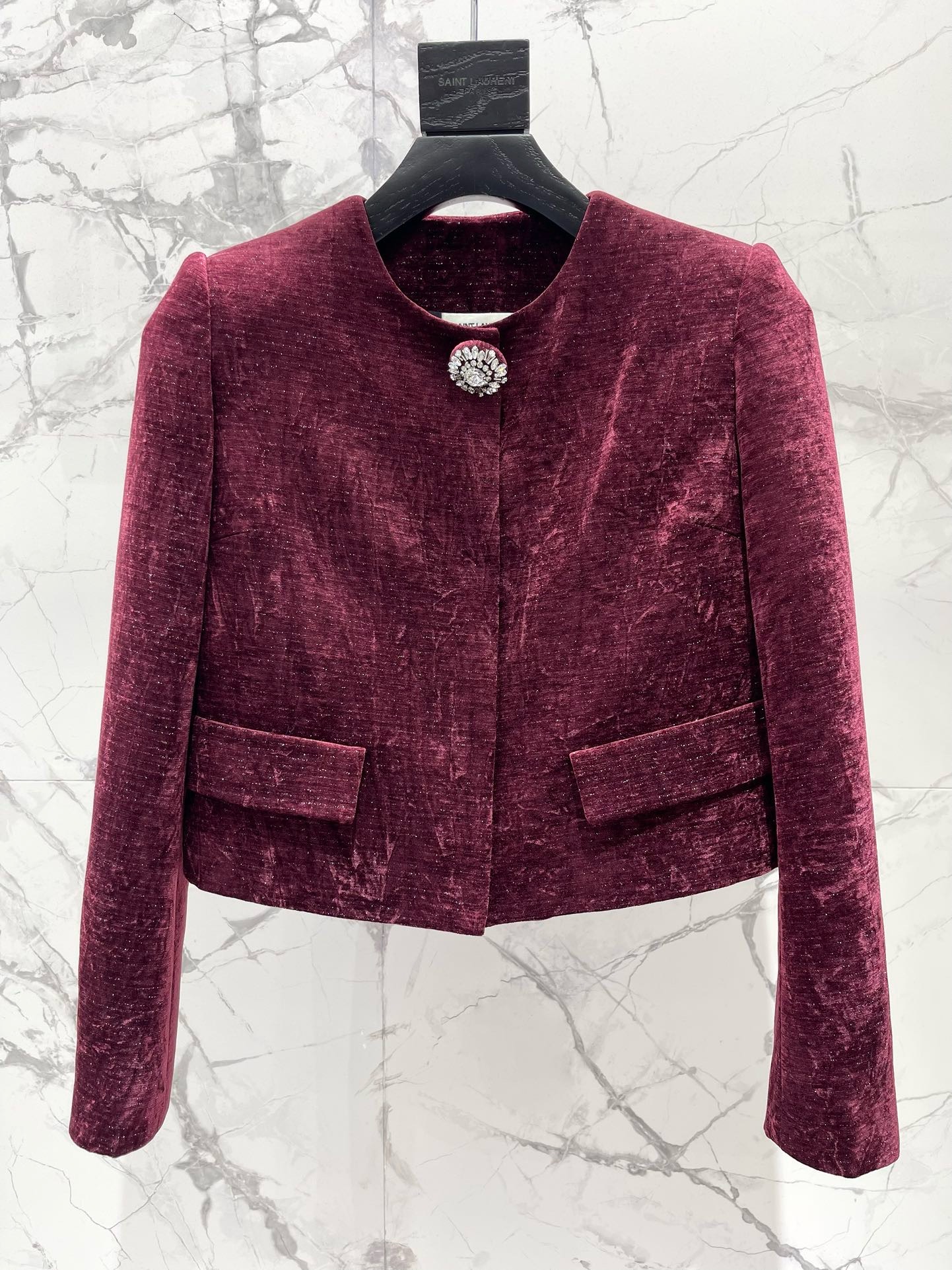 Костюм женский Saint Laurent бордового цвета