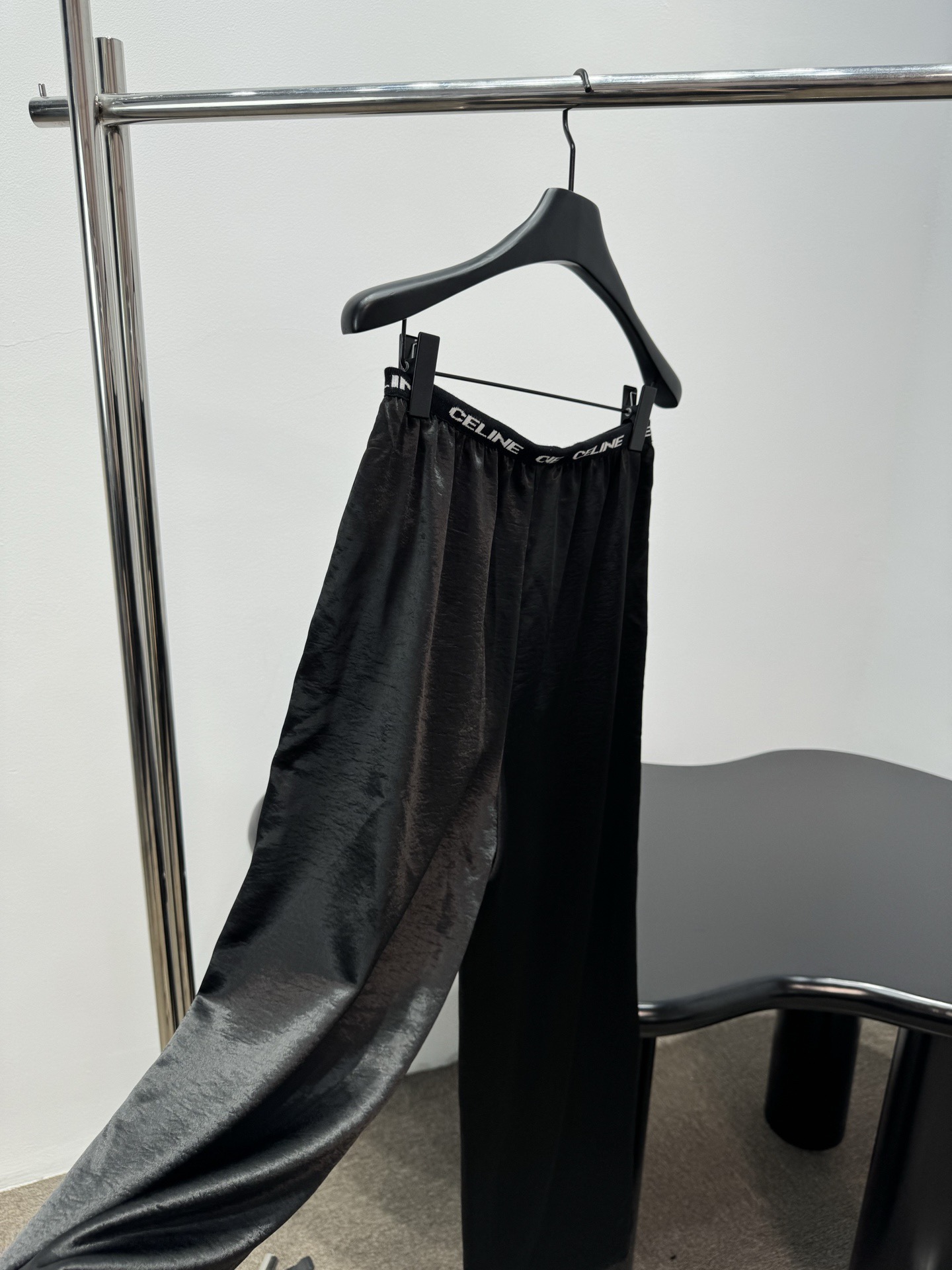 Брюки женские в стиле Celine чёрного цвета с поясом на кулиске
