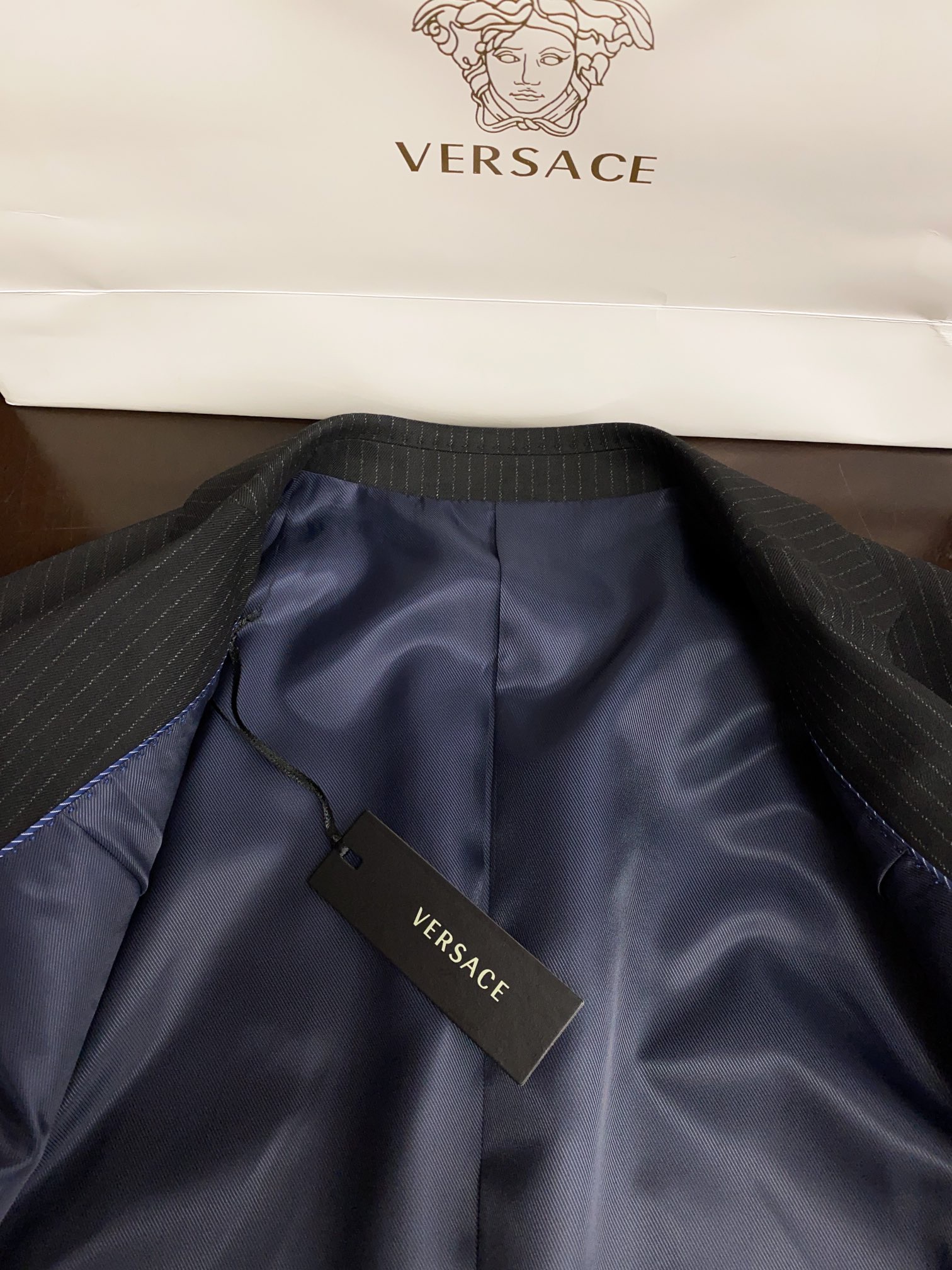 Костюм мужской Versace черного цвета (пиджак + брюки)