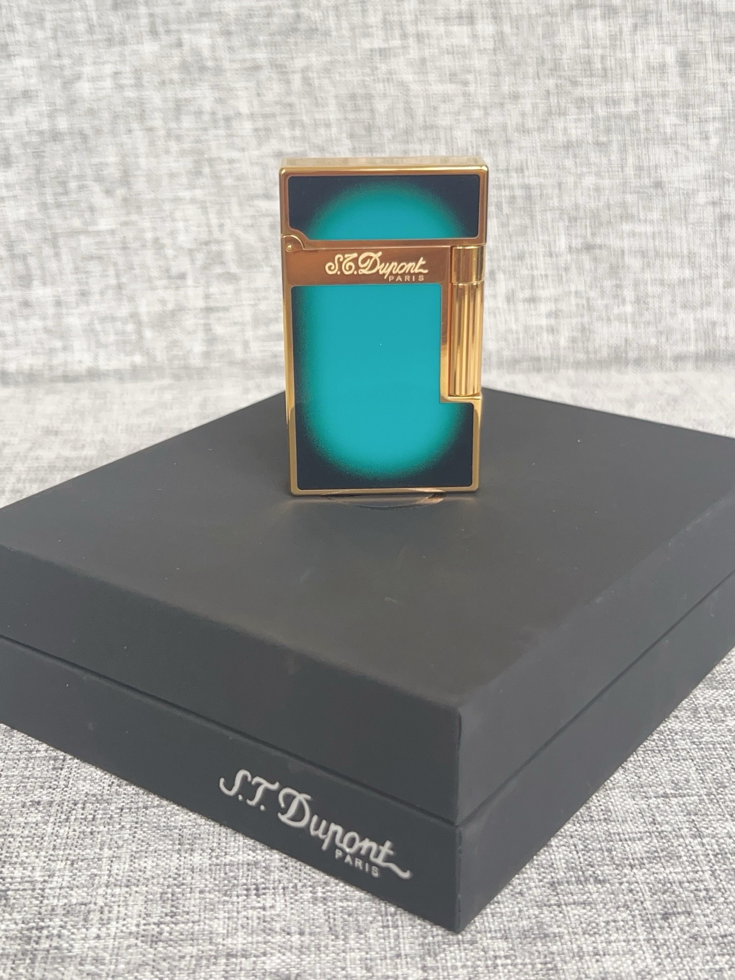 Зажигалка в стиле S.T. Dupont (бирюзового цвета)