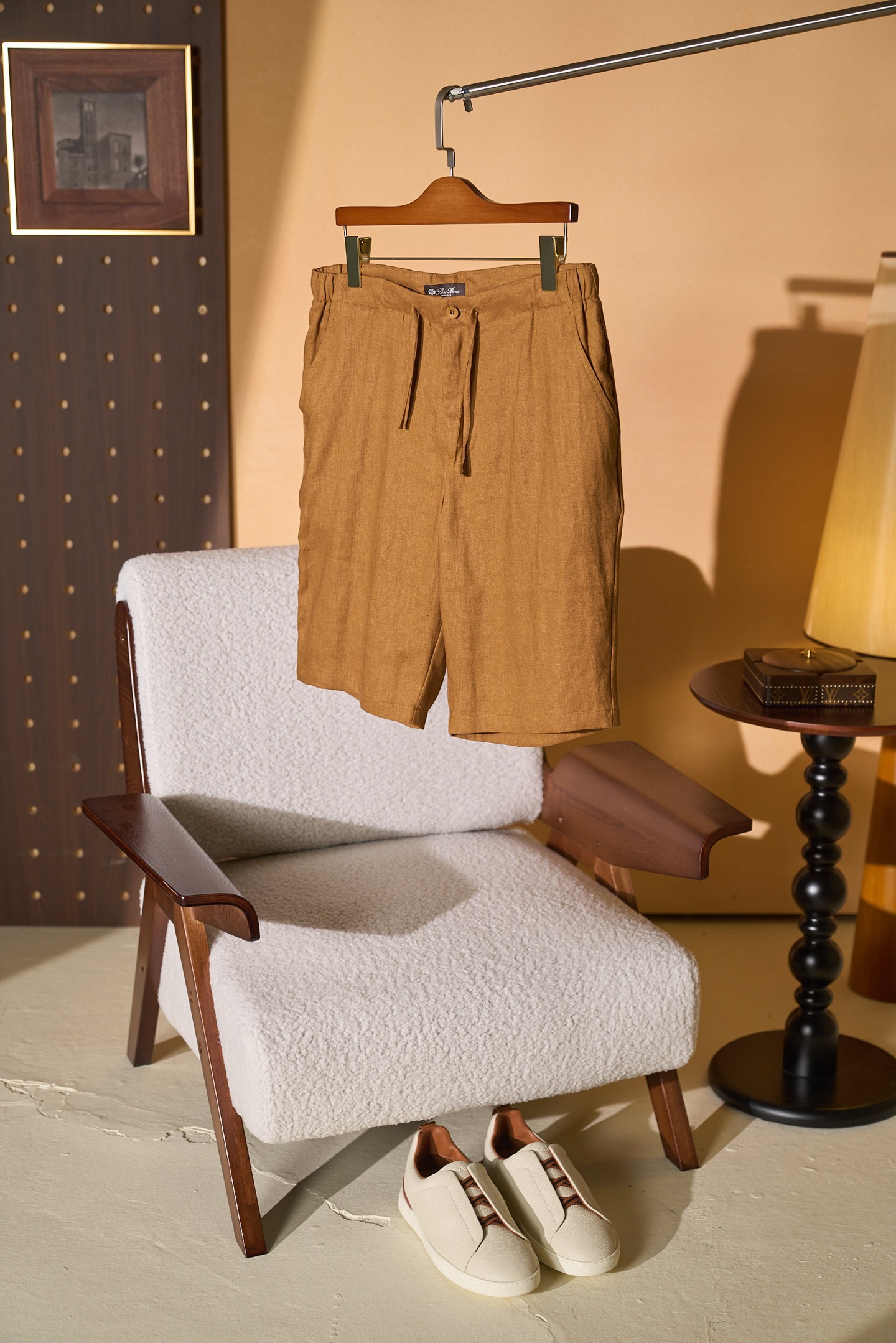 Шорты мужские в стиле Loro Piana Nolan Bermuda  кофейного цвета с кулиской