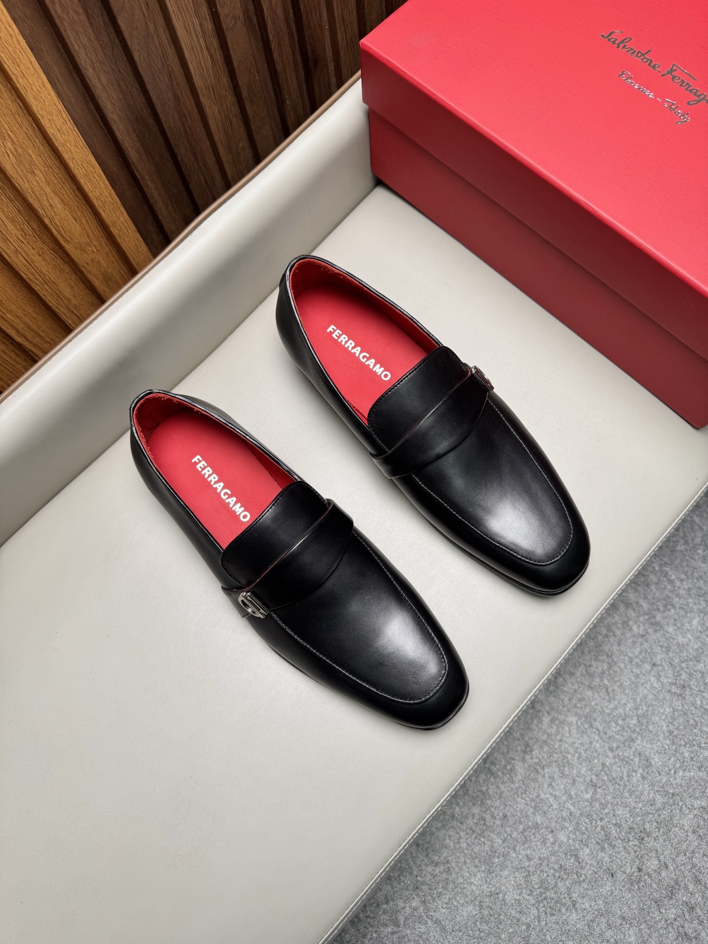 Лоферы мужские в стиле Ferragamo Gancini чёрного цвета