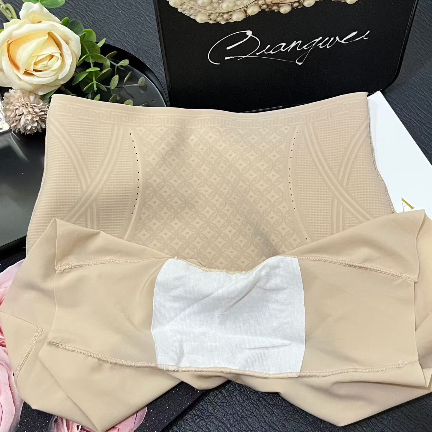 Трусы женские в стиле La Perla утягивающие комплект из 3 шт