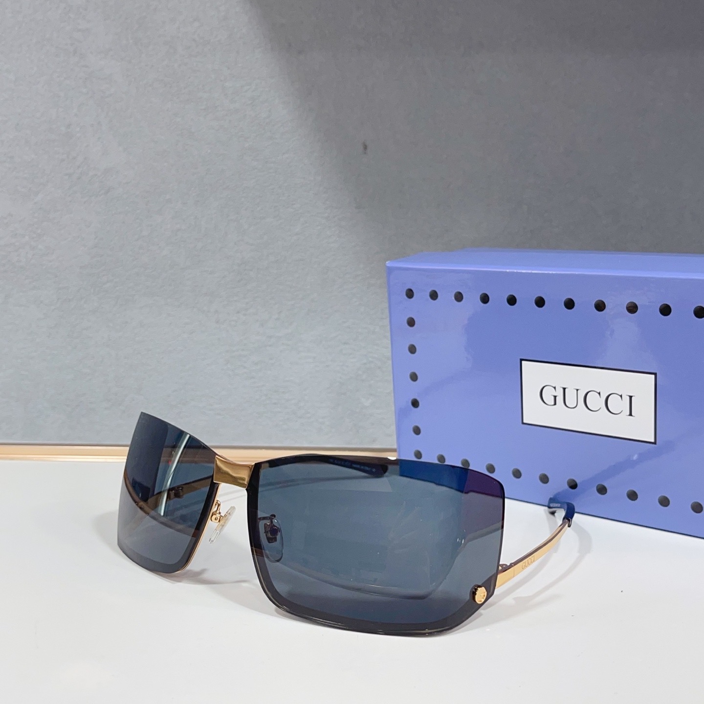 Очки солнцезащитные женские в стиле Gucci