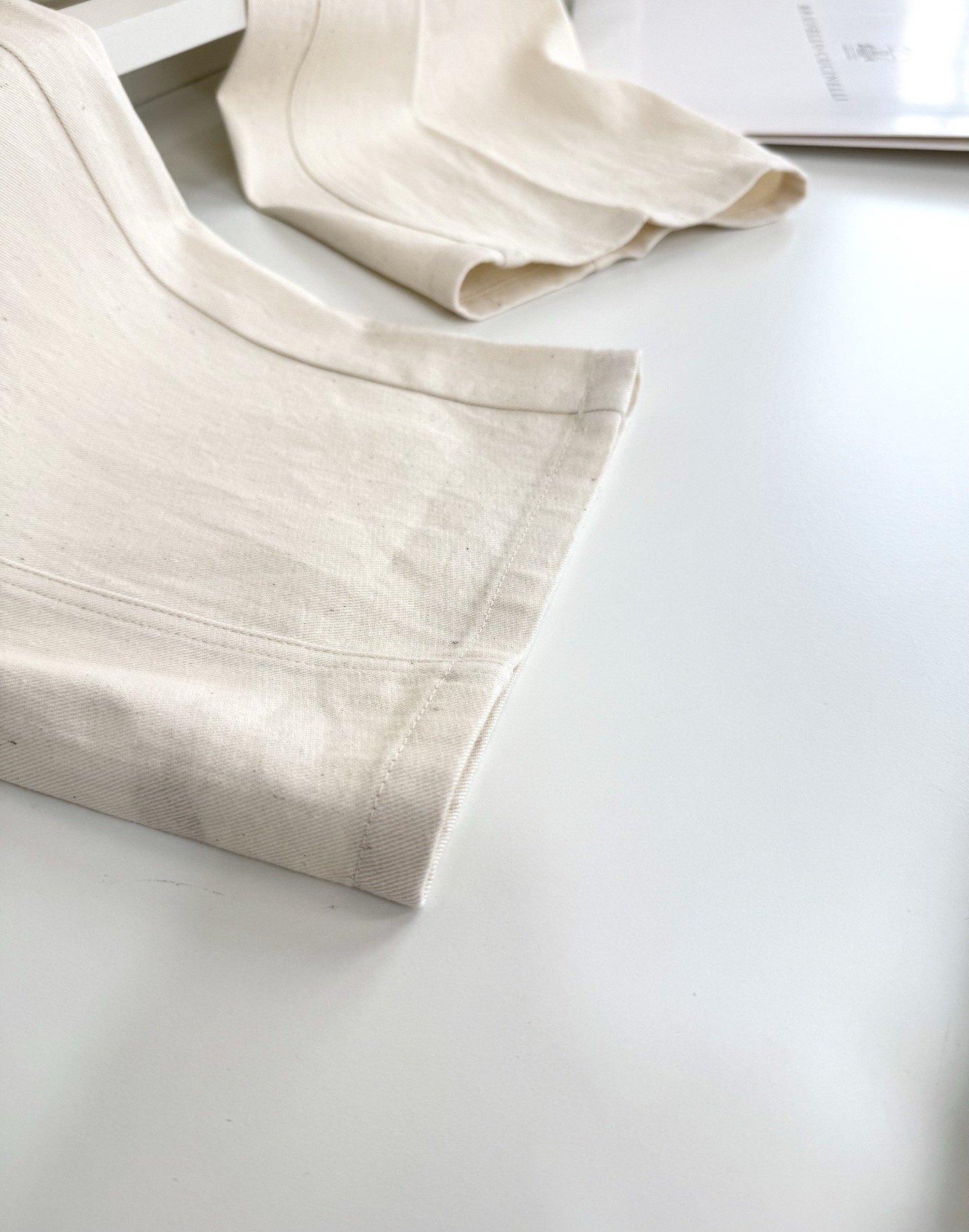 Брюки мужские в стиле Brunello Cucinelli и бежевого цвета