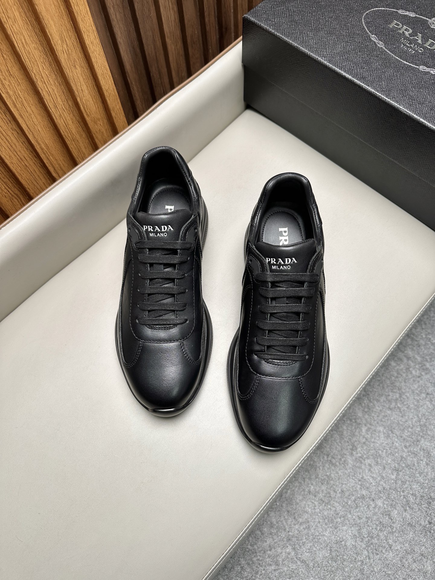 Кроссовки мужские Prada America's Cup чёрного цвета