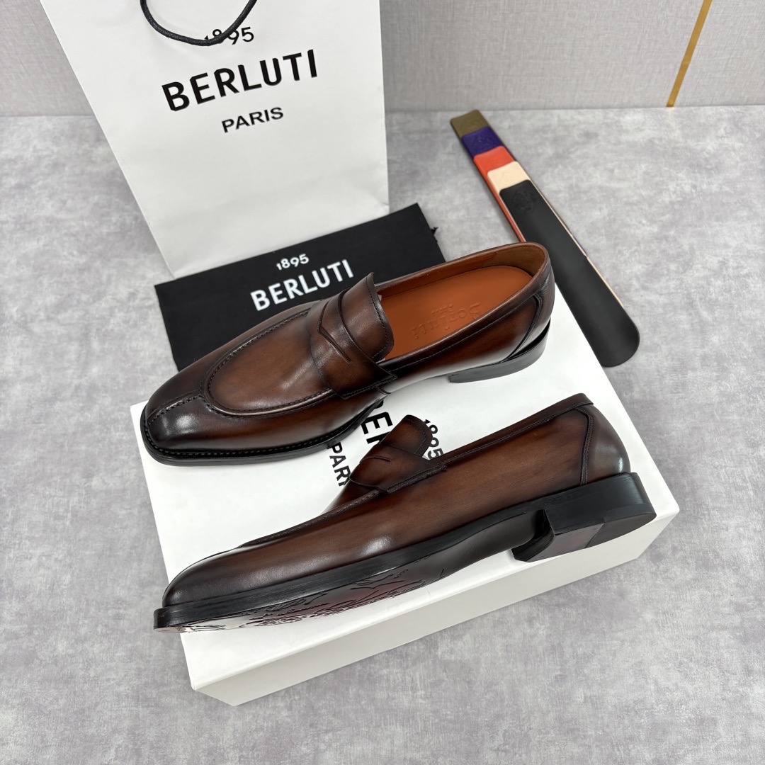 Лоферы мужские в стиле Berluti классические из натуральной кожи коричневого цвета