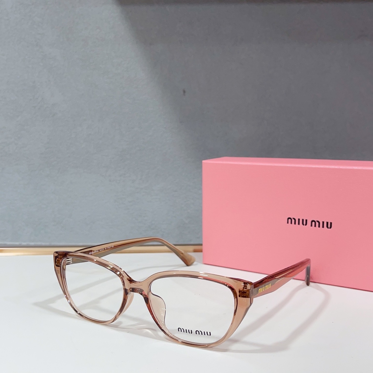 Очки женские в стиле Miu Miu прямоугольной формы