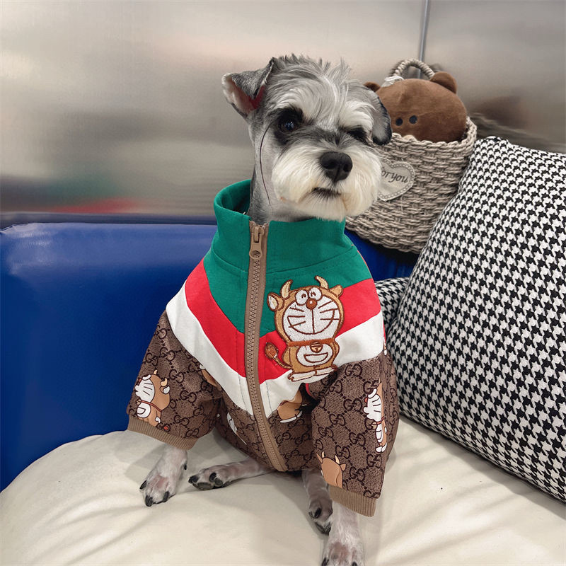 Куртка для собак в стиле Gucci × Doraemon с монограммным принтом
