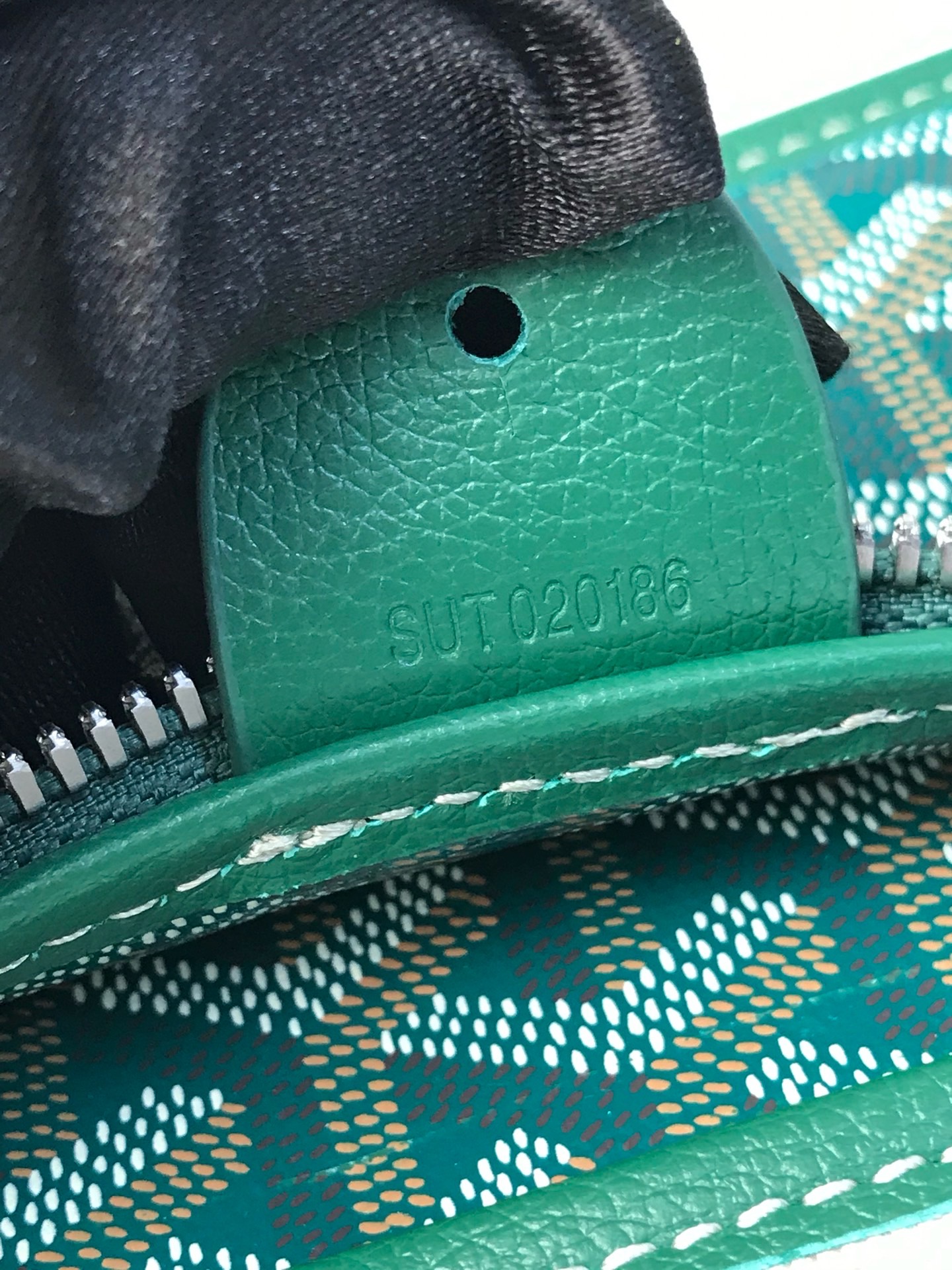 Сумка женская Goyard Artois GM зелёного цвета