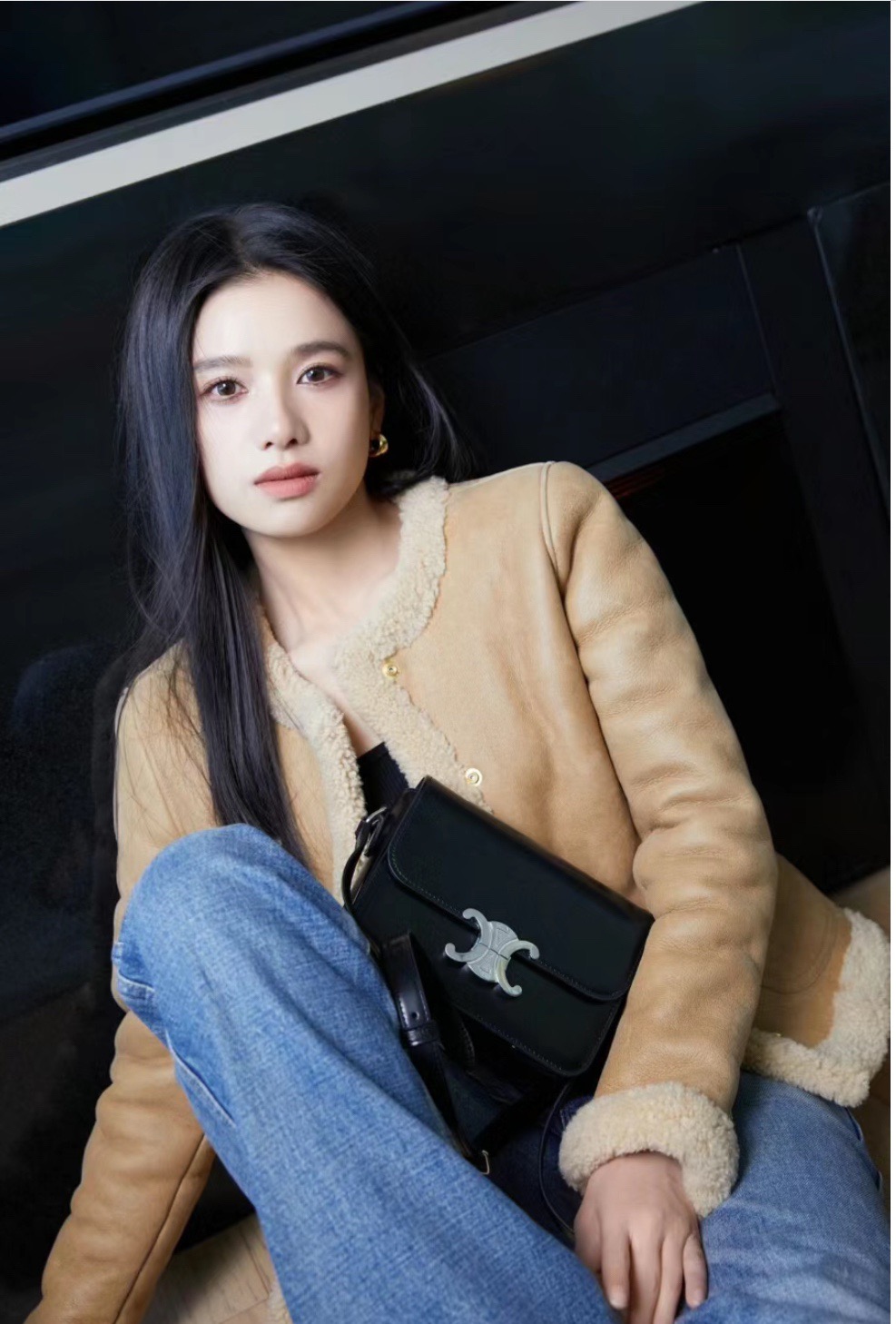 Сумка женская в стиле Celine Teen Triomphe компактная чёрная с серебряной фурнитурой