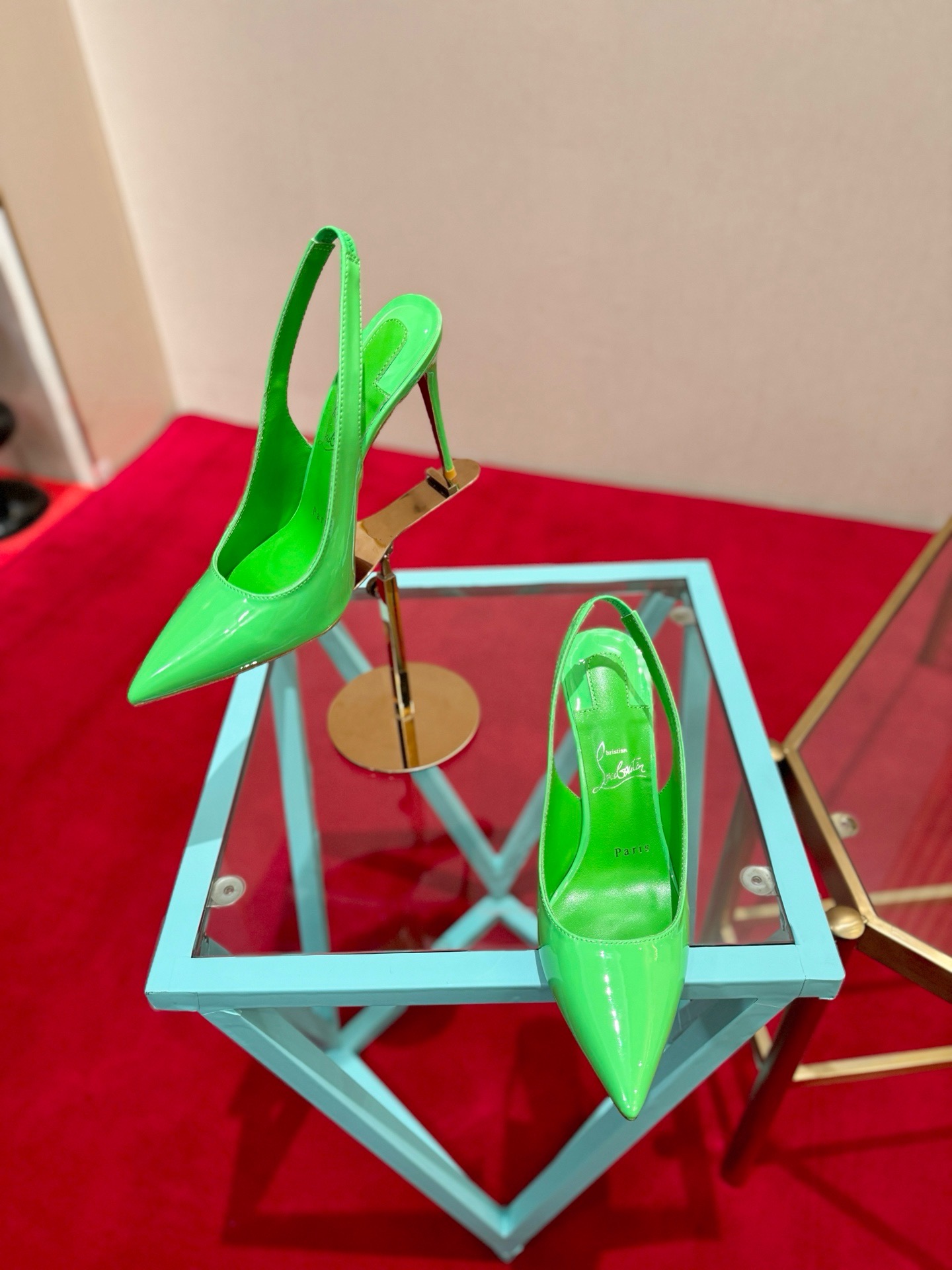 Туфли женские Christian Louboutin So Kate зелёного цвета