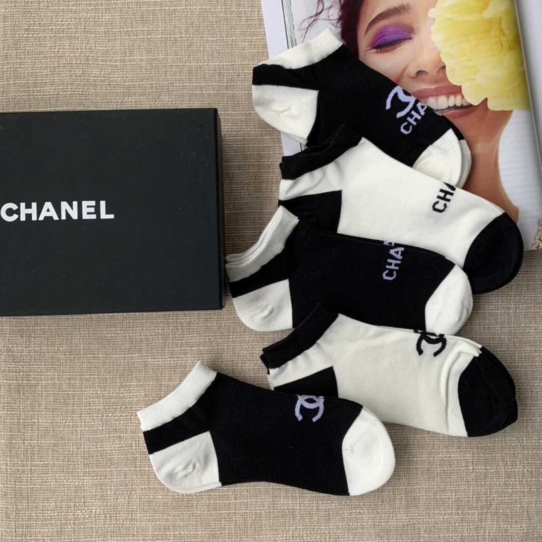 Носки женские в стиле Chanel (набор 5 пар)