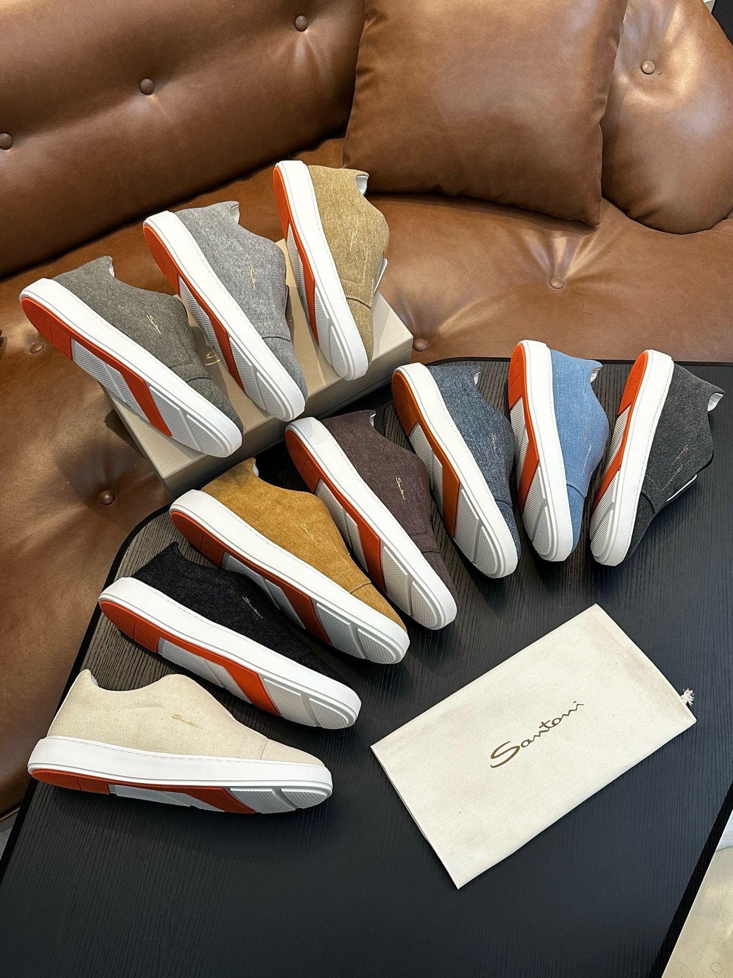 Слипоны мужские в стиле Santoni песочного цвета