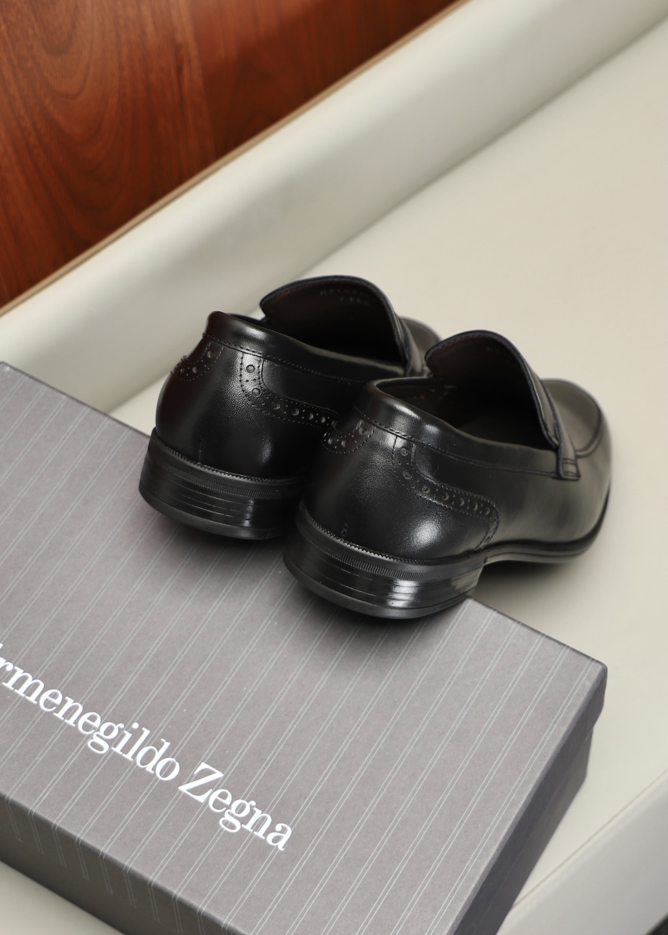 Лоферы мужские Ermenegildo Zegna чёрного цвета