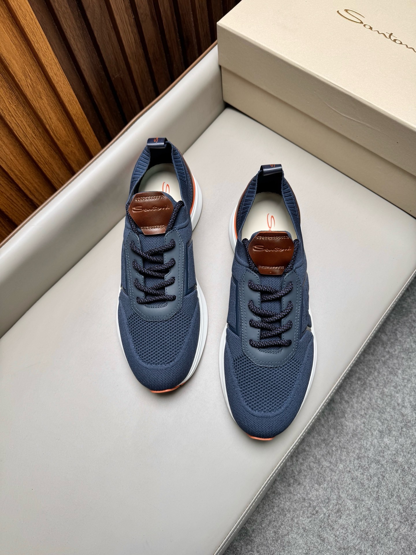 Кроссовки мужские Santoni синего цвета