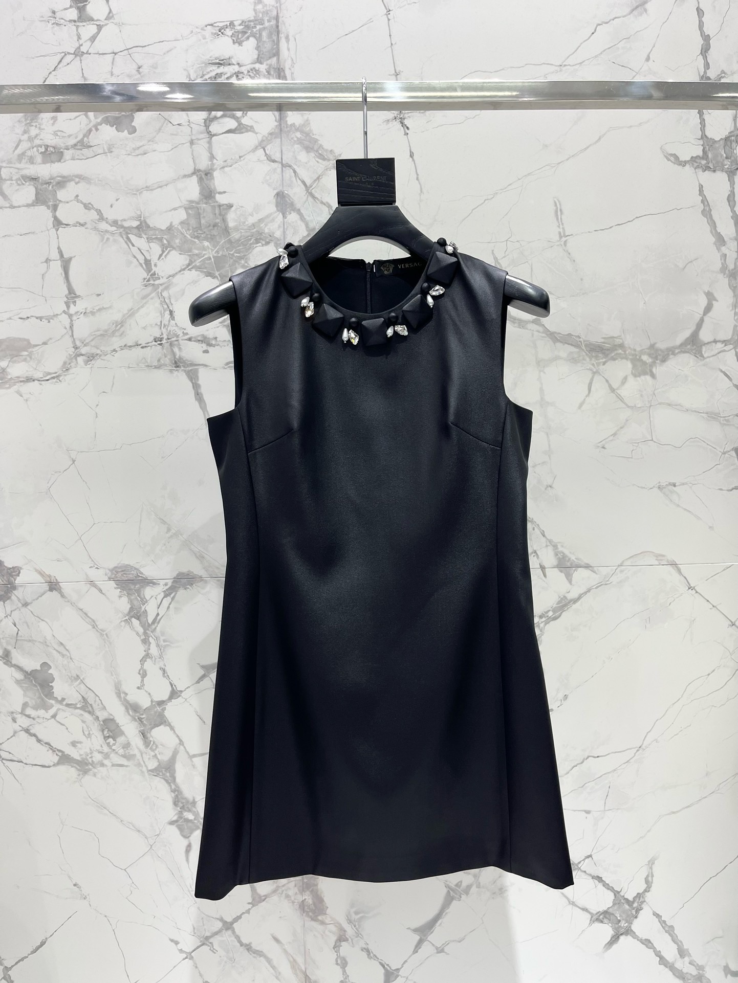 Платье женское Versace чёрного цвета