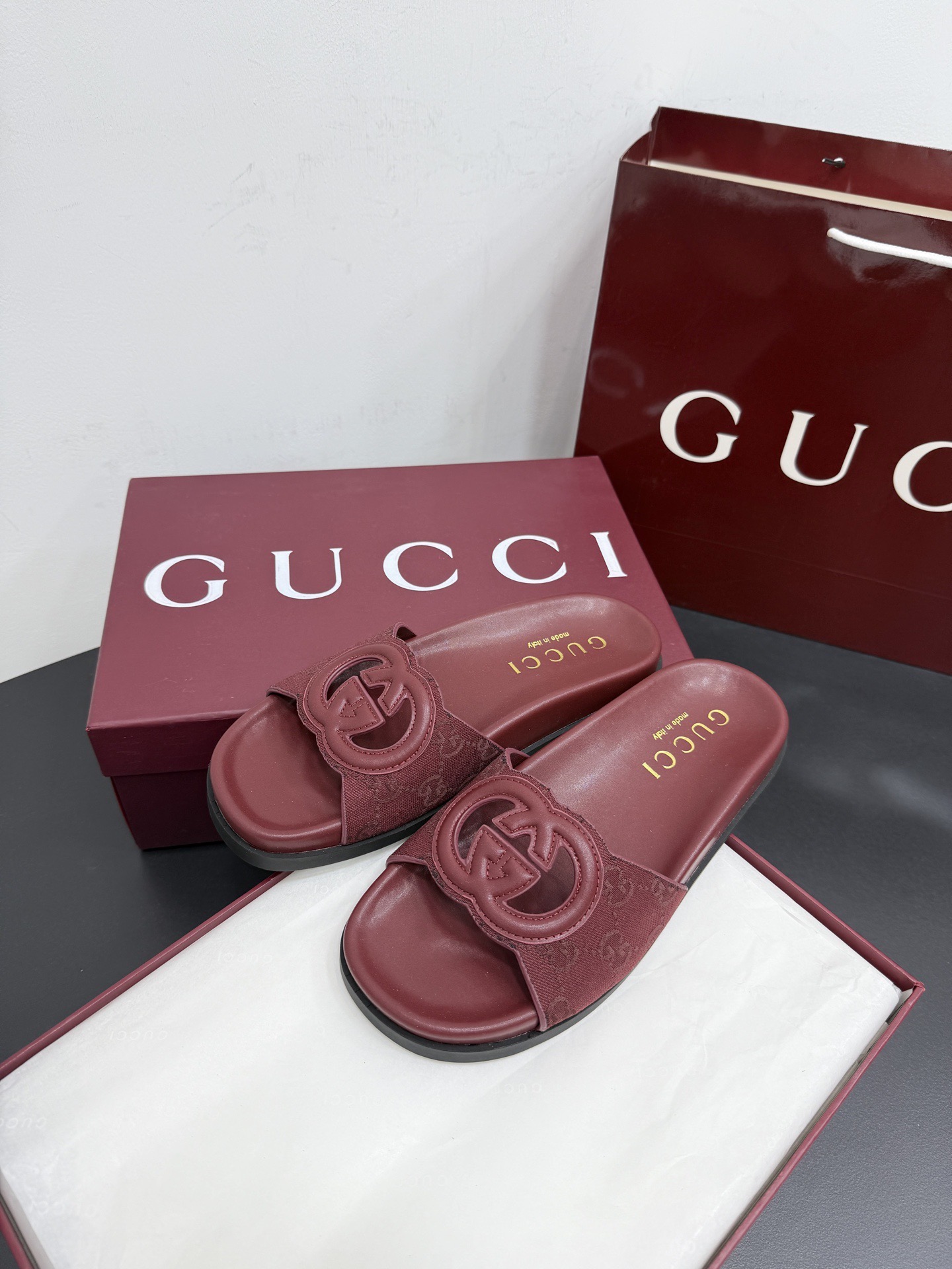 Мюли женские в стиле Gucci GG бордового цвета