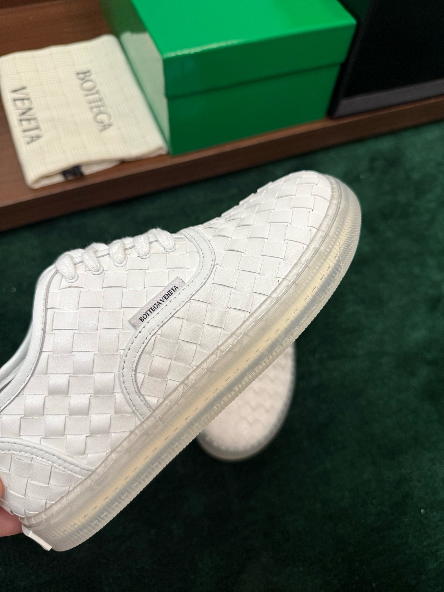 Кроссовки Bottega Veneta Serena белого цвета