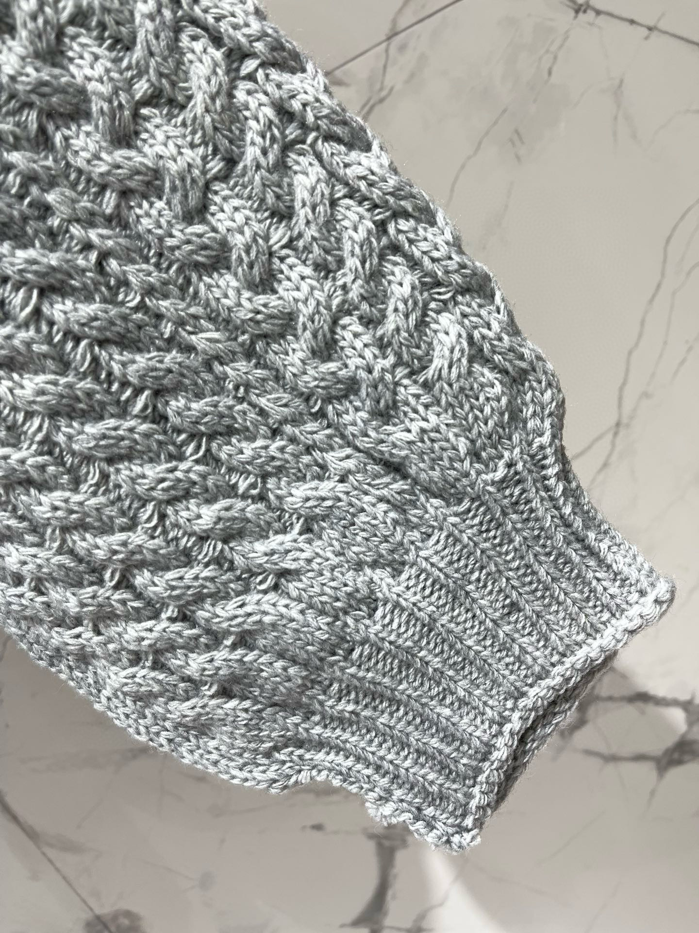 Жакет женский в стиле Vivienne Westwood с объёмной вязкой и вышивкой звезды