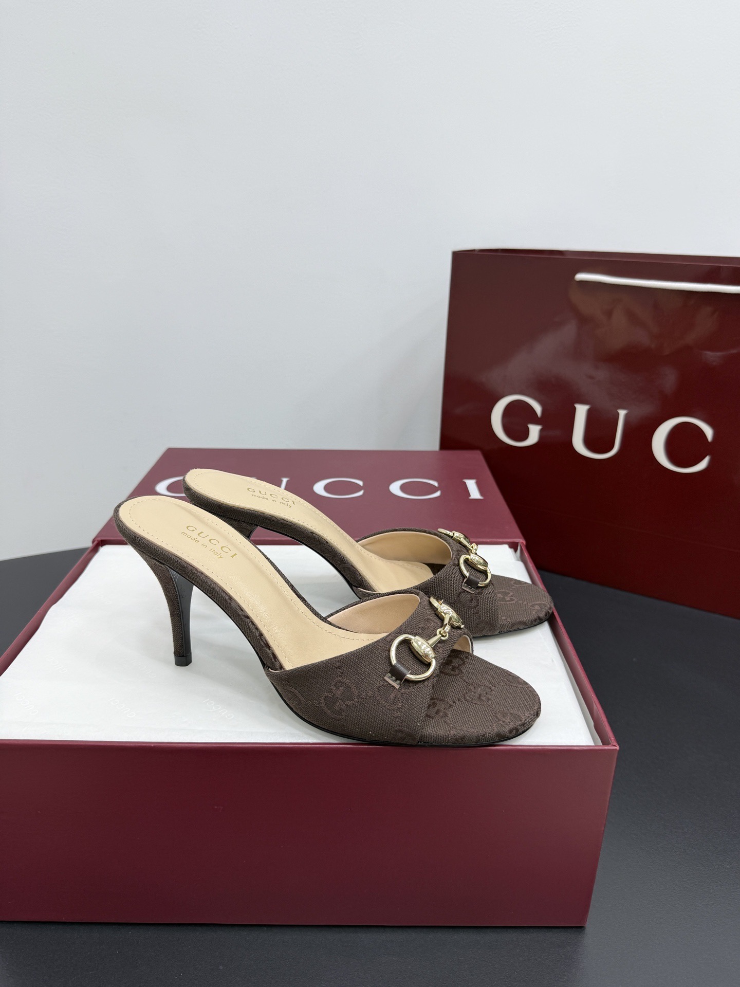 Мюли женские в стиле Gucci Horsebit коричневого цвета