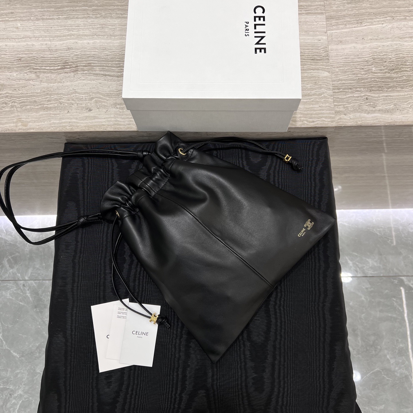 Сумка женская в стиле Celine Crystal Pouch чёрного цвета