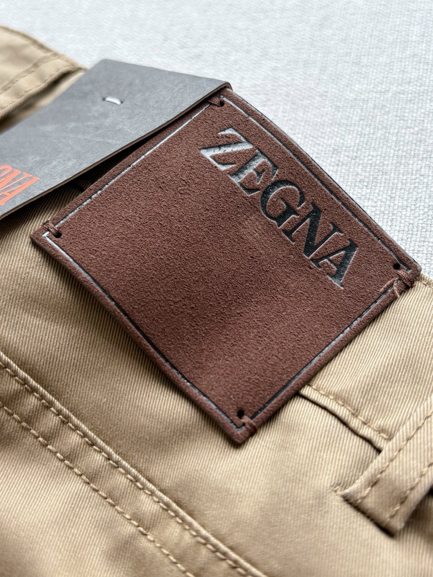 Брюки мужские в стиле Zegna серого цвета с прямым кроем