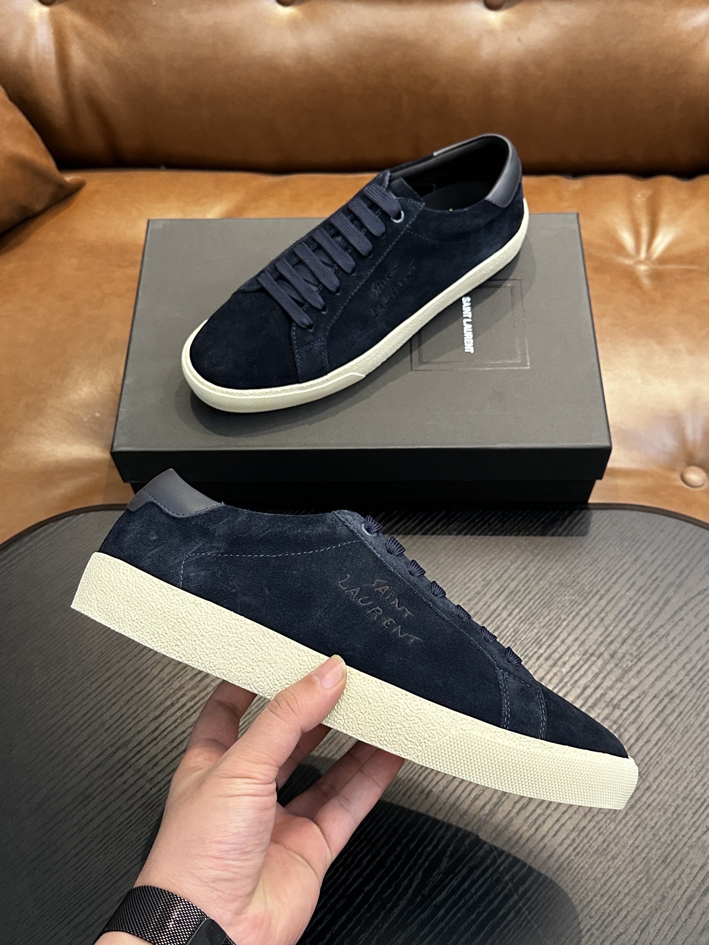 Кроссовки мужские в стиле Saint Laurent SL/61 из натуральной замши темно-синего цвета
