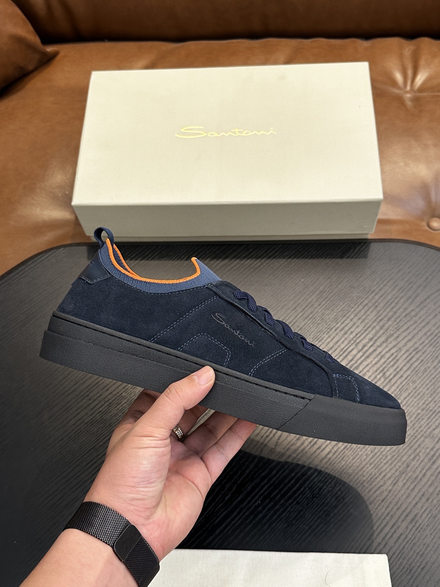 Кроссовки мужские в стиле Santoni из натуральной зернистой кожи темно-синего цвета