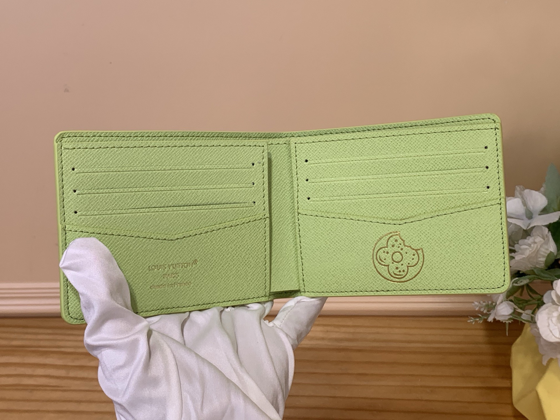 Кошелёк унисекс в стиле Louis Vuitton Slender Monogram Donuts компактный зелёного цвета