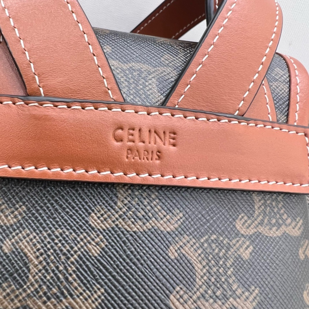 Рюкзак женский в стиле Celine Folco Triomphe Canvas коричневого цвета