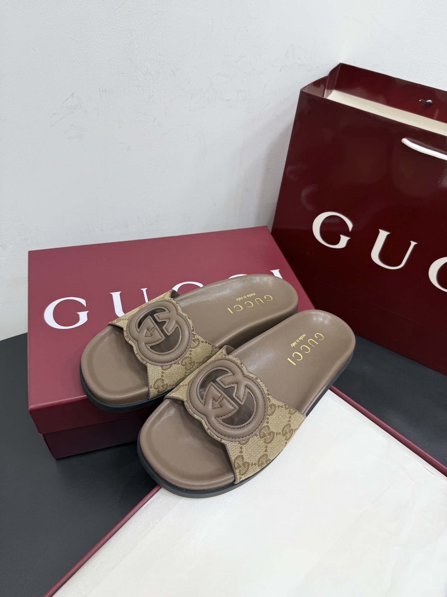 Мюли женские в стиле Gucci GG бежево-коричневого цвета