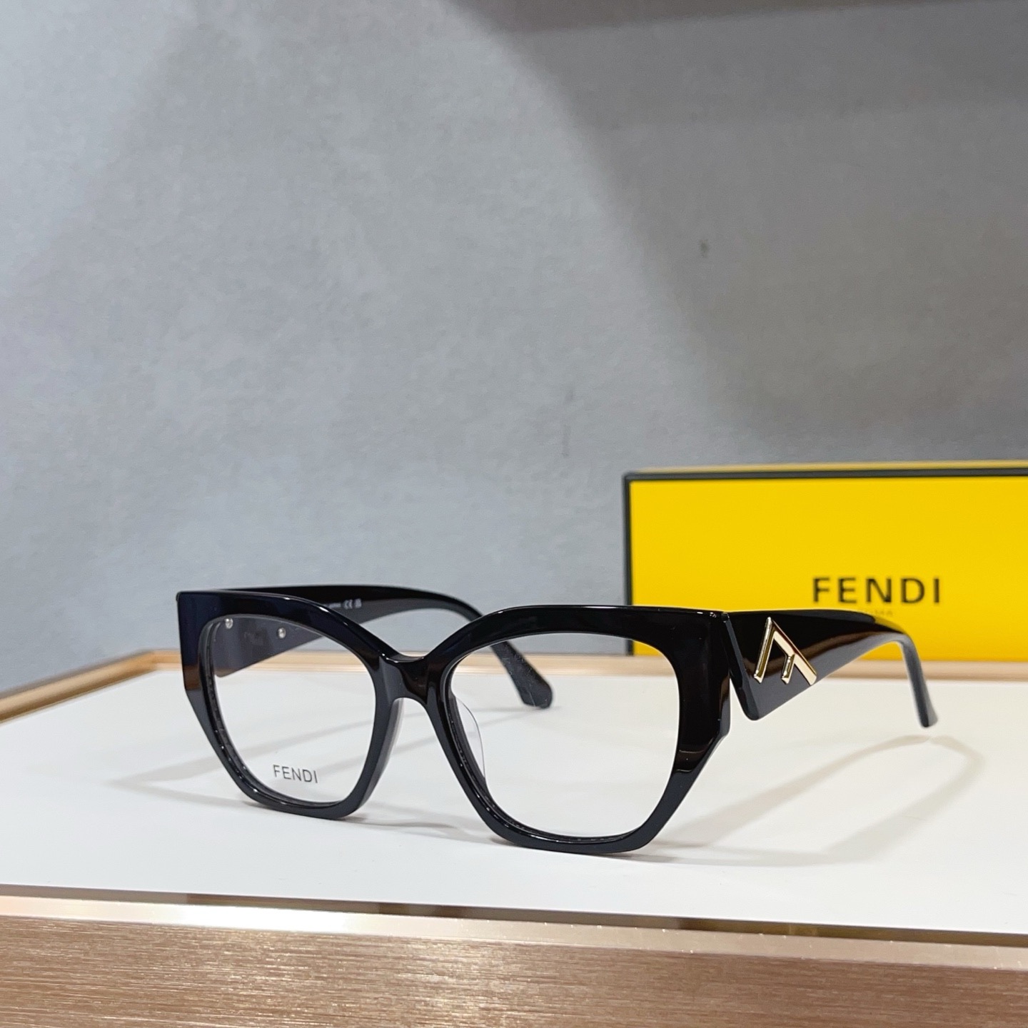 Оправа женская Fendi FE50062