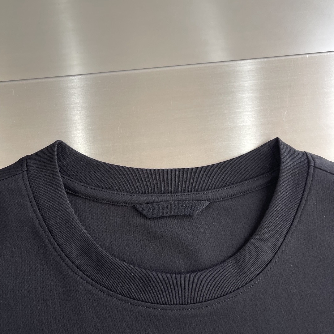 Футболка мужская в стиле Moncler с логотипом чёрного цвета