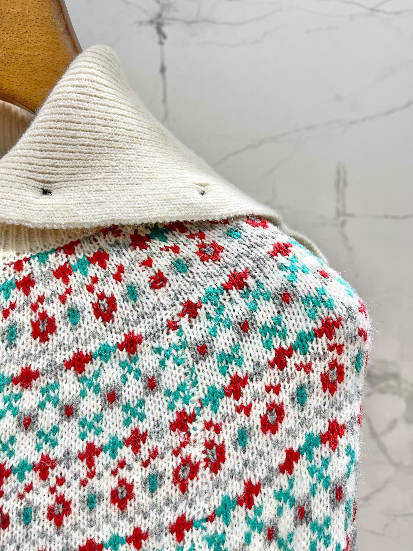 Кардиган женский в стиле Ralph Lauren с узором Fair Isle белого цвета