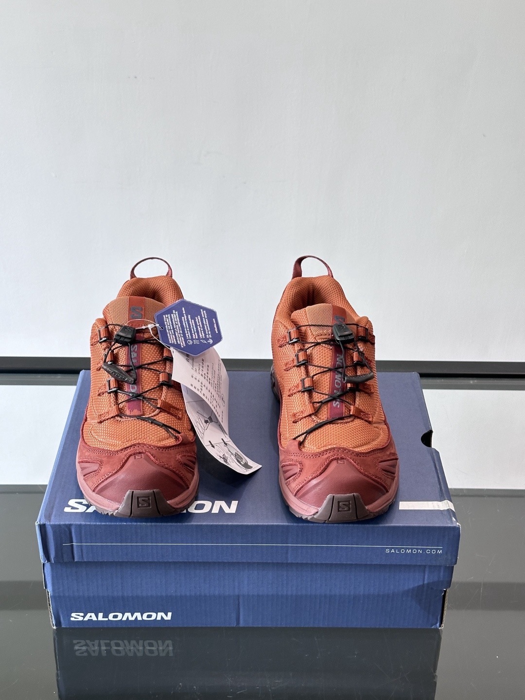 Кроссовки унисекс в стиле Salomon x Jeong Li XA Pro 3D терракотово-кирпичного цвета