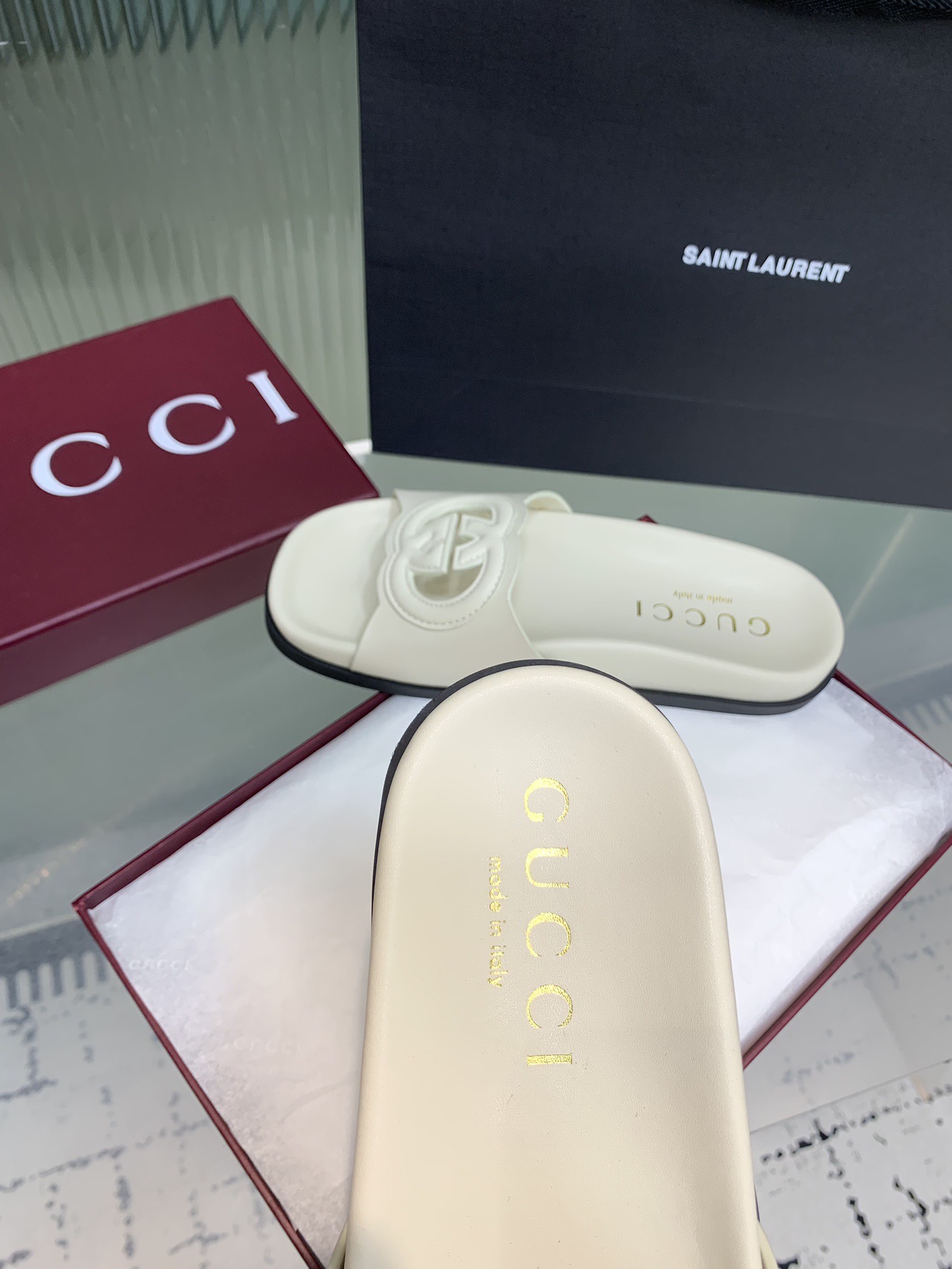 Мюли женские в стиле Gucci GG молочного цвета