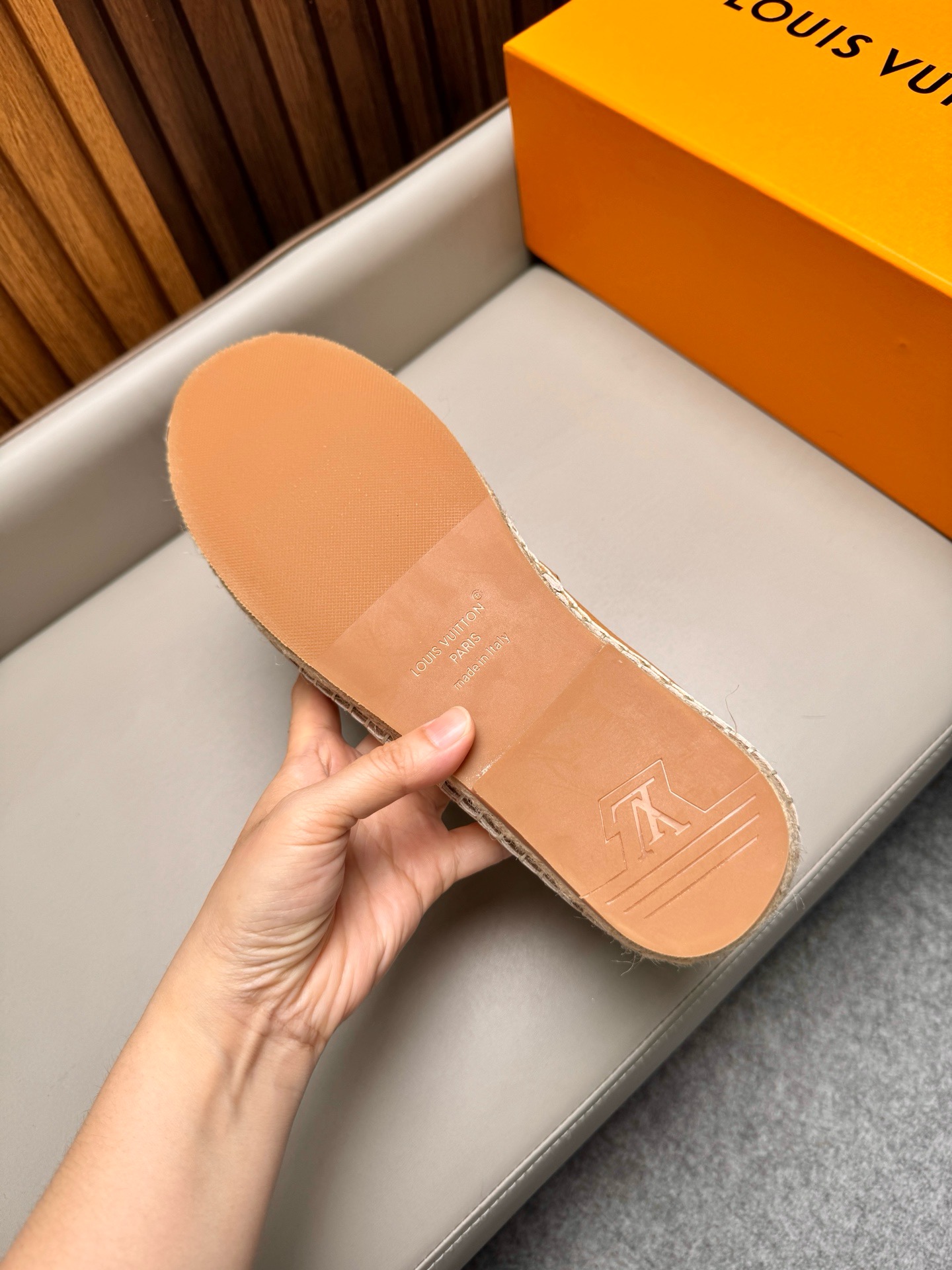 Эспадрильи мужские в стиле Louis Vuitton бежевого цвета