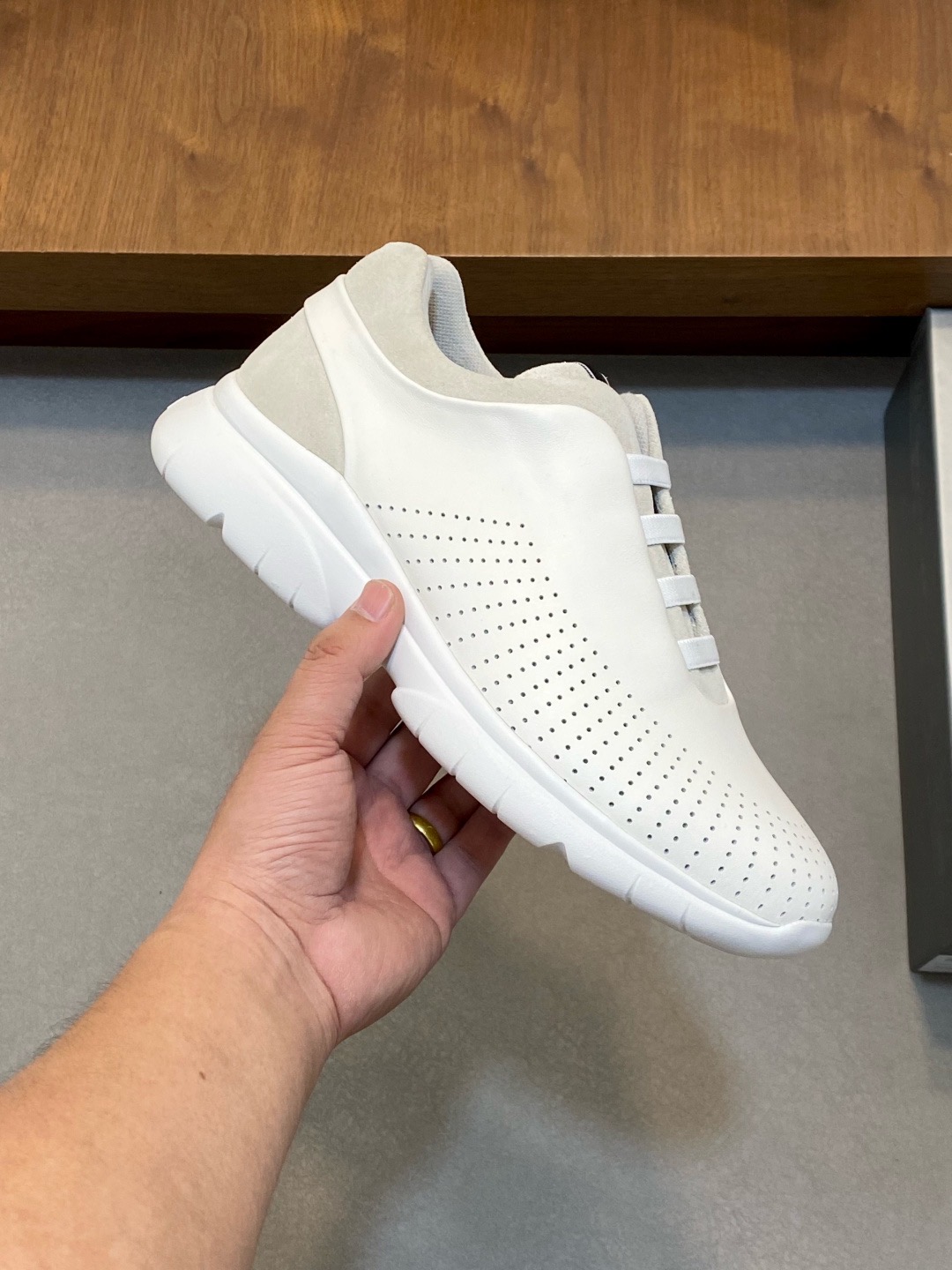 Кроссовки мужские Zegna Triple Stitch белого цвета