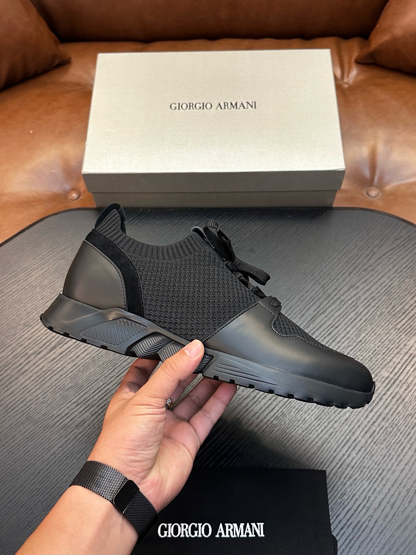 Кроссовки мужские Giorgio Armani Gyo чёрного цвета