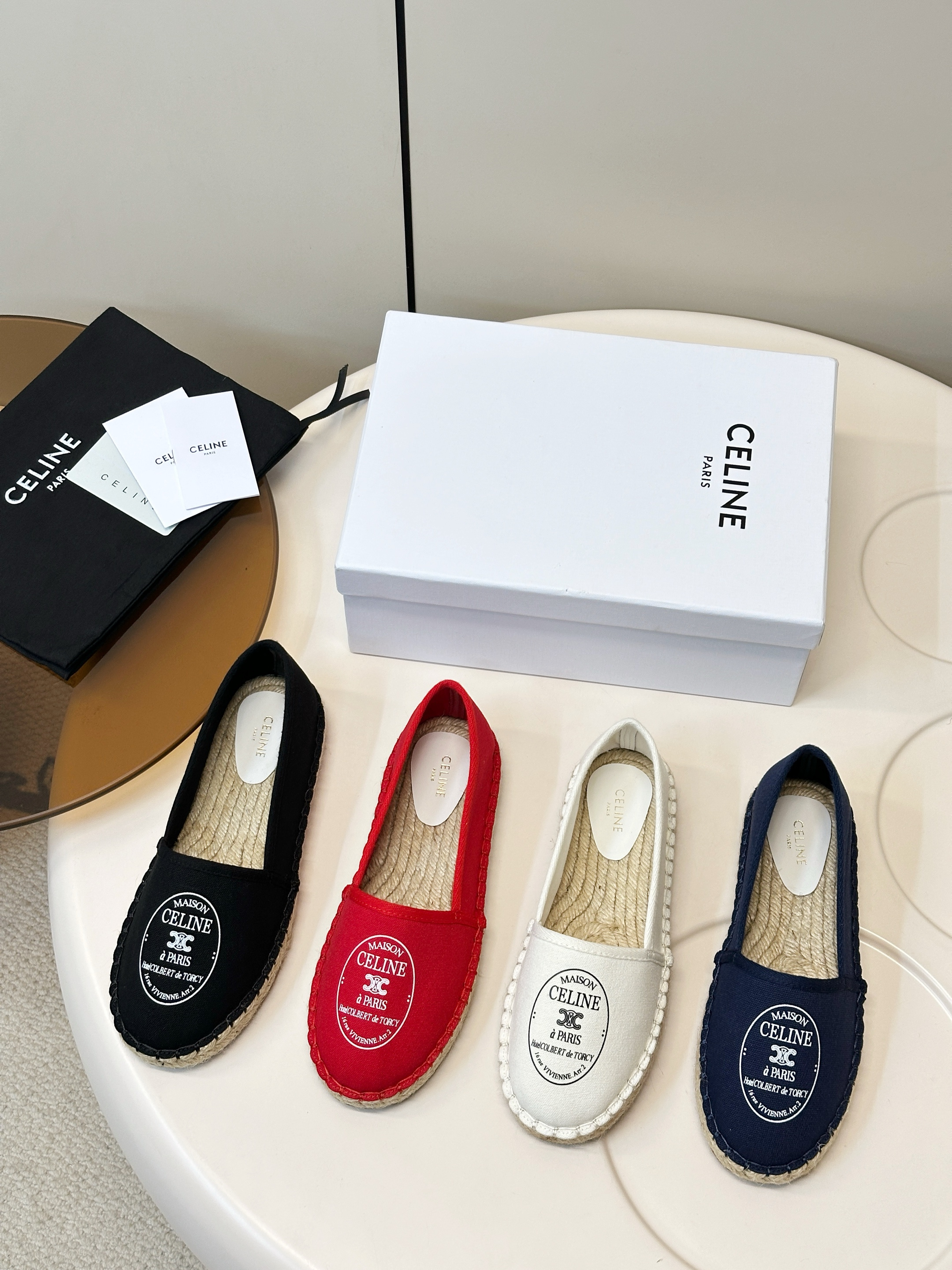 Эспадрильи женские Celine Maison Celine чёрного цвета
