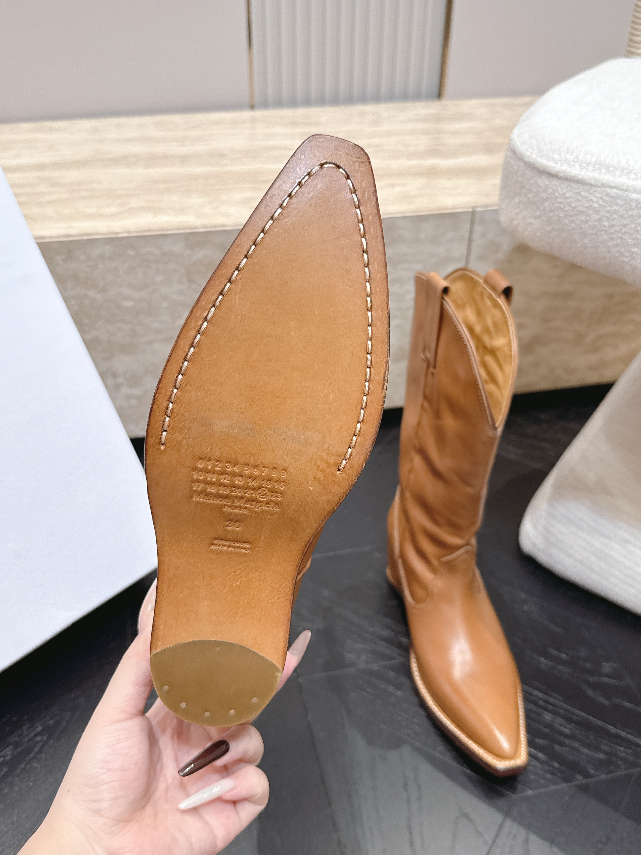 Сапоги женские Maison Margiela Western коричневого цвета