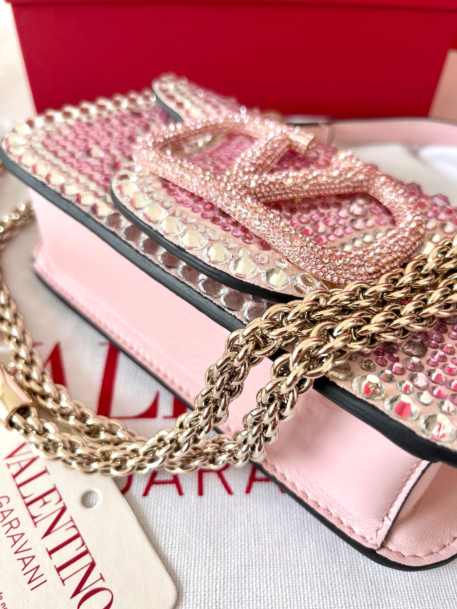 Сумка женская в стиле Valentino Loco со стразами розового цвета