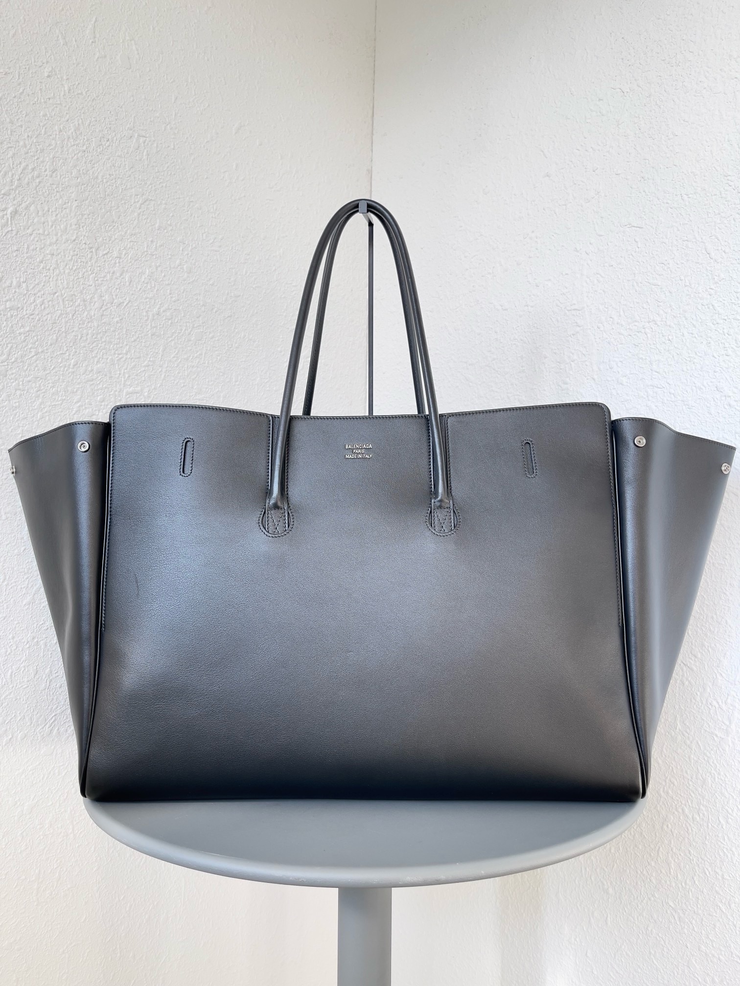 Сумка женская Balenciaga Bel Air чёрного цвета