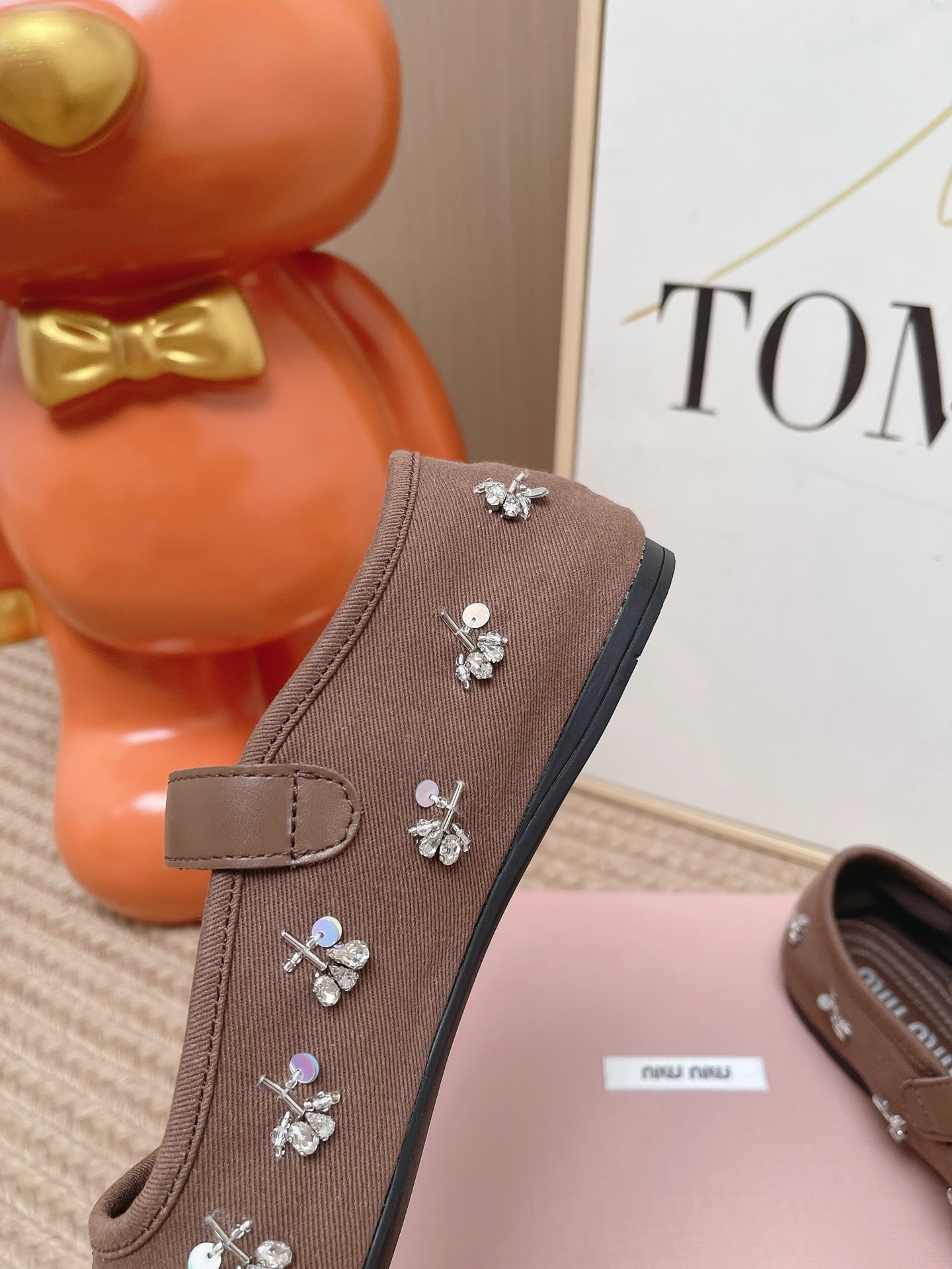 Балетки женские Miu Miu Mary Jane коричневого цвета