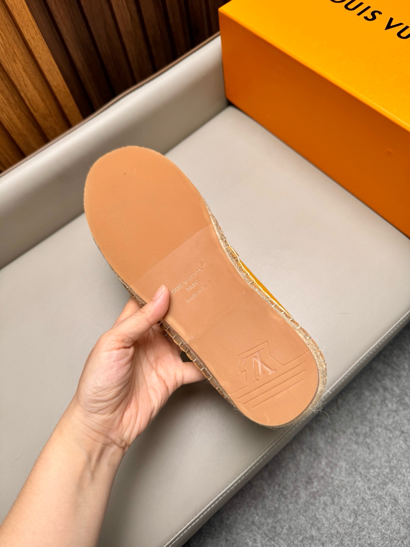 Эспадрильи мужские в стиле Louis Vuitton жёлтого цвета