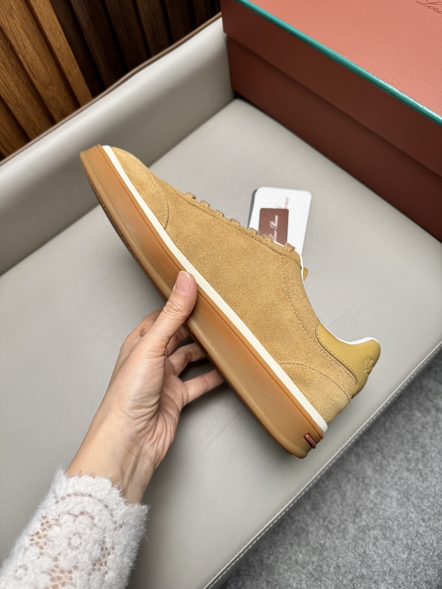 Кроссовки мужские в стиле Loro Piana светло-коричневого цвета